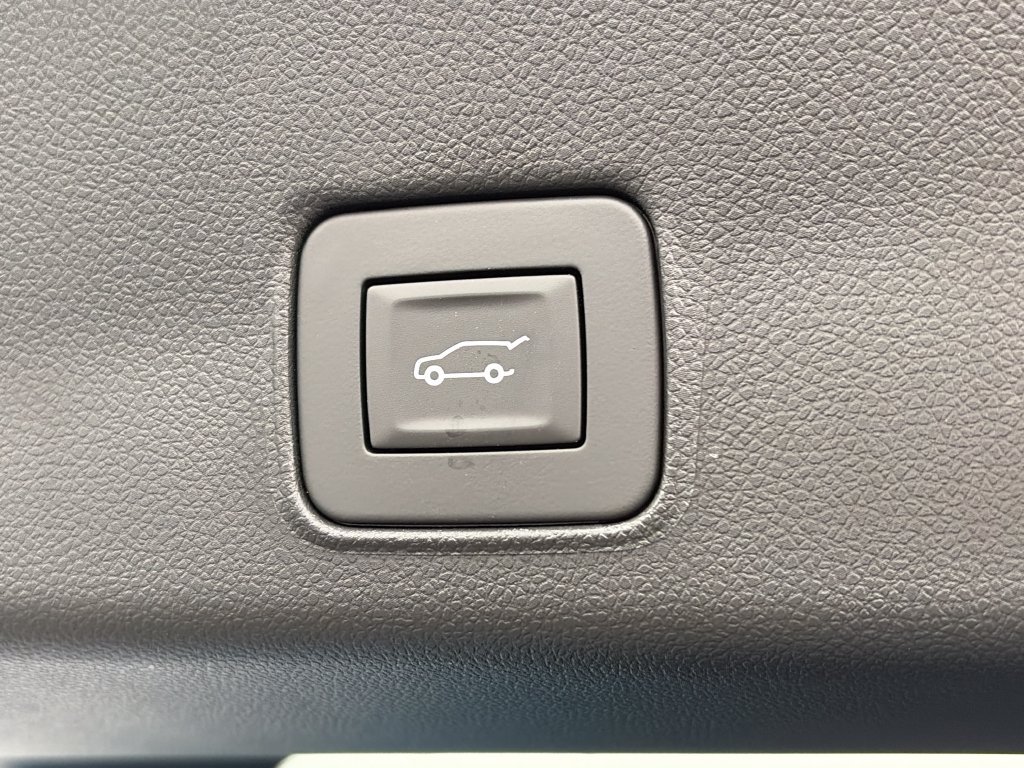 New 2026 Chevrolet TrailBlazer LT w/ Convenience Package AWD/4WD image 8