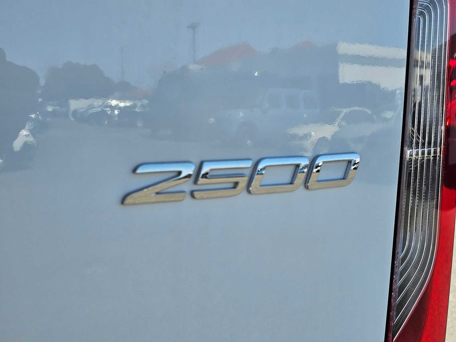 Used 2025 Mercedes-Benz Sprinter 2500 image 16