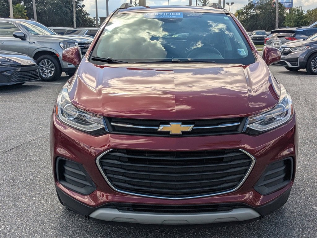 Certified 2022 Chevrolet Trax LT w/ LT Convenience Package image 8