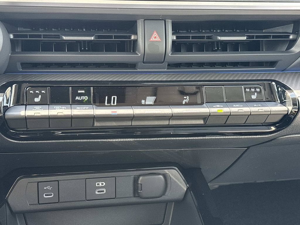 New 2026 Toyota Prius XLE FWD image 42
