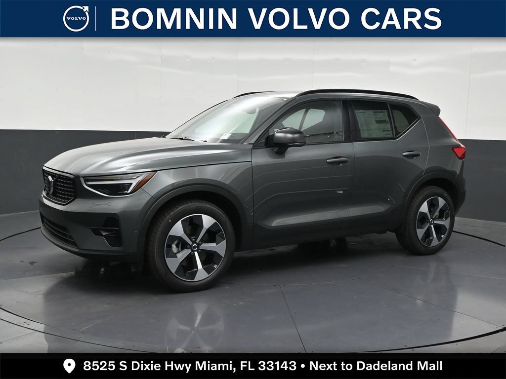 New 2026 Volvo XC40 B5 Plus w/ Climate Package AWD/4WD image 1