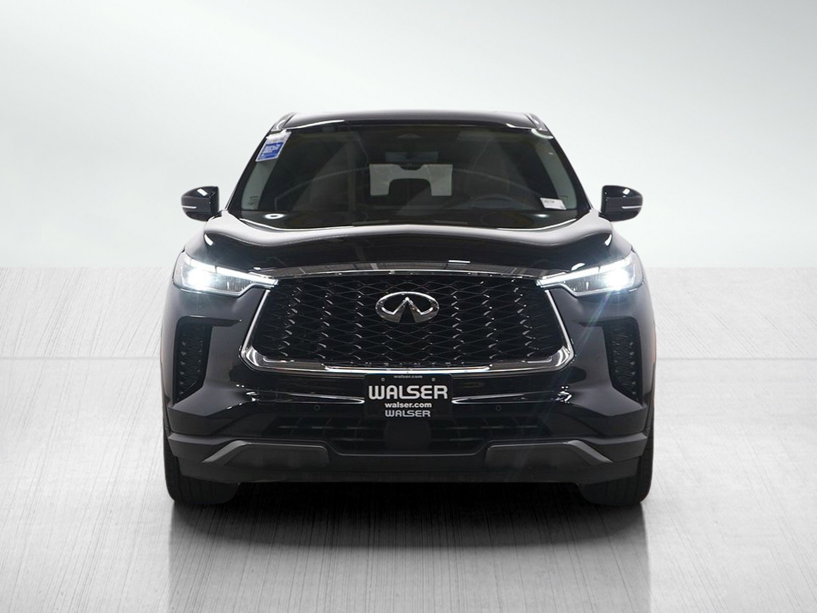 Used 2024 INFINITI QX60 Sensory image 8