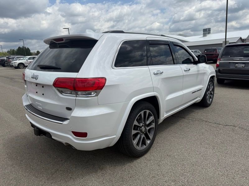 Used 2017 Jeep Grand Cherokee Overland AWD/4WD image 8