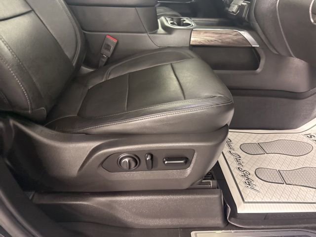 Used 2020 Chevrolet Silverado 1500 LTZ w/ LTZ Plus Package AWD/4WD image 16