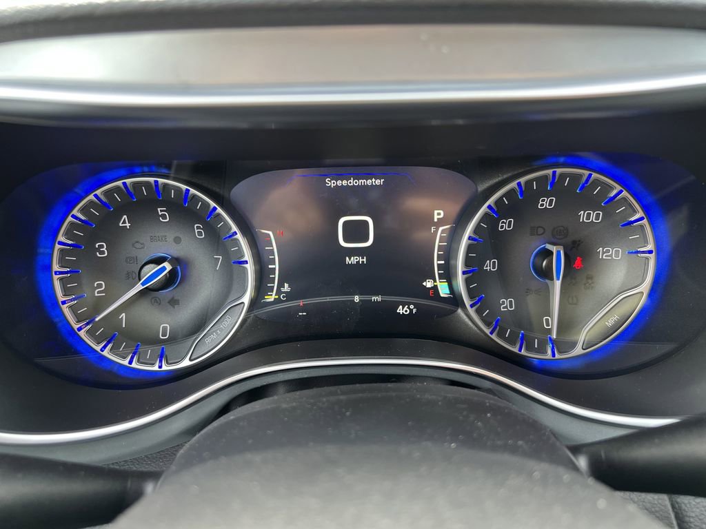 New 2026 Chrysler Pacifica Limited w/ Trailer Tow Group image 9