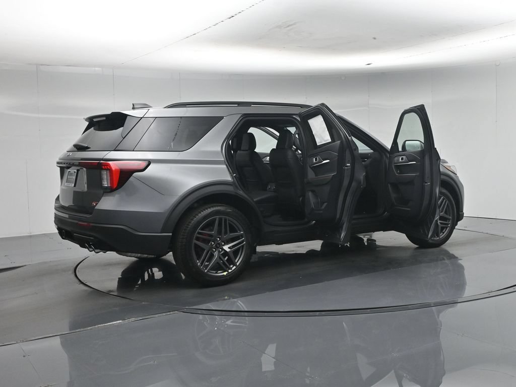 New 2026 Ford Explorer ST AWD/4WD image 5