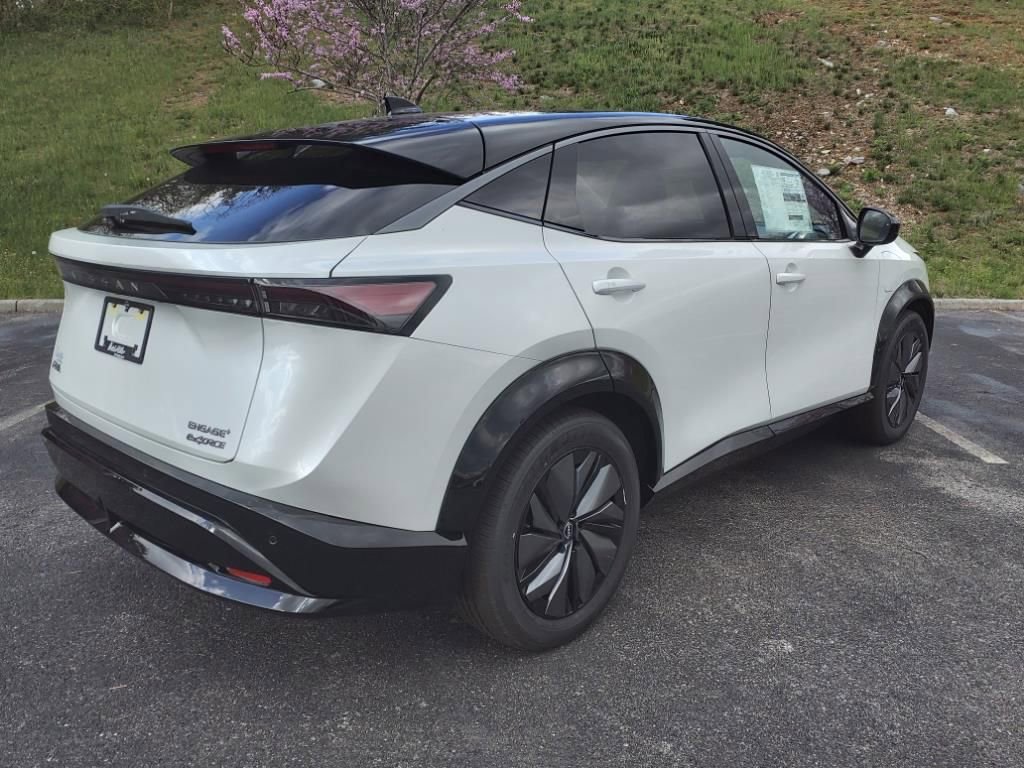 New 2025 Nissan Ariya AWD image 3