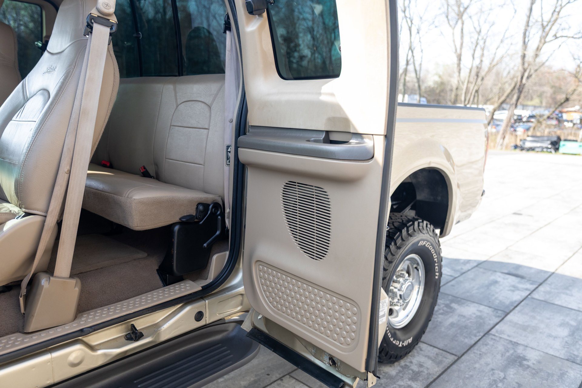 Used 2000 Ford F250 XL image 27