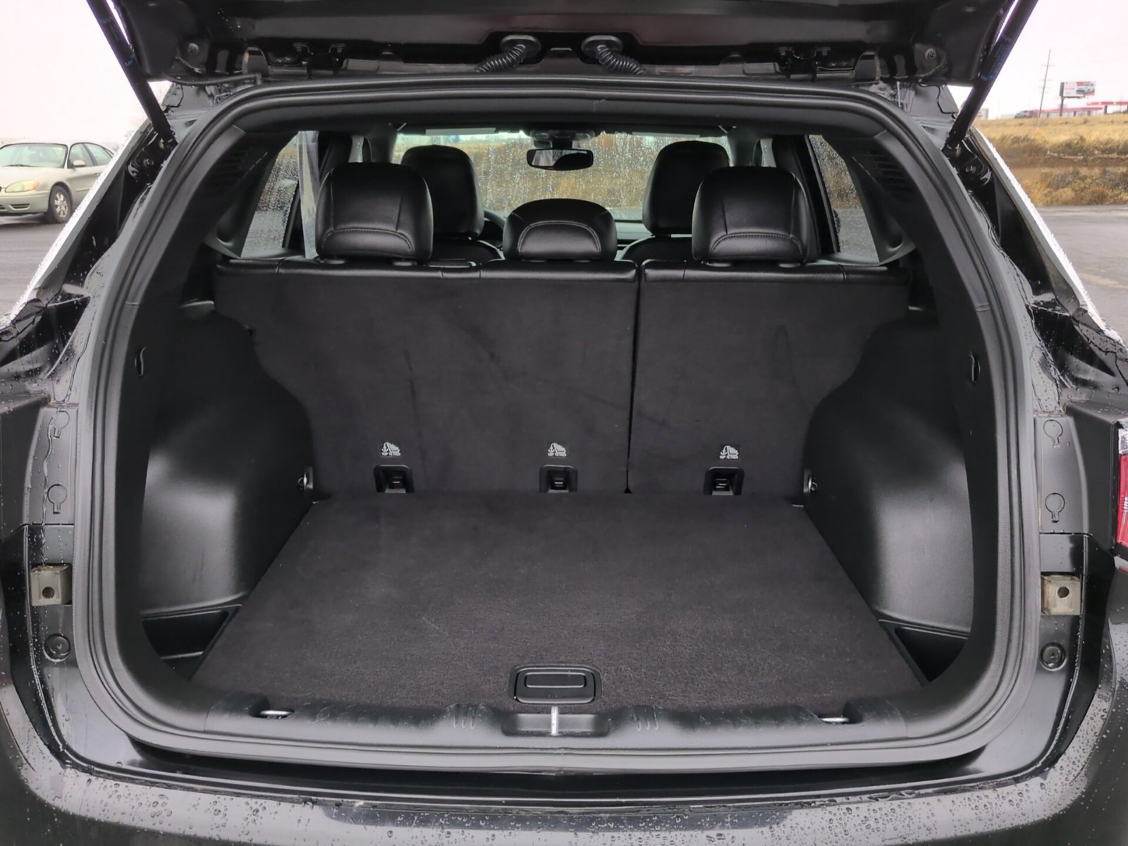 Used 2024 Jeep Compass Latitude image 12