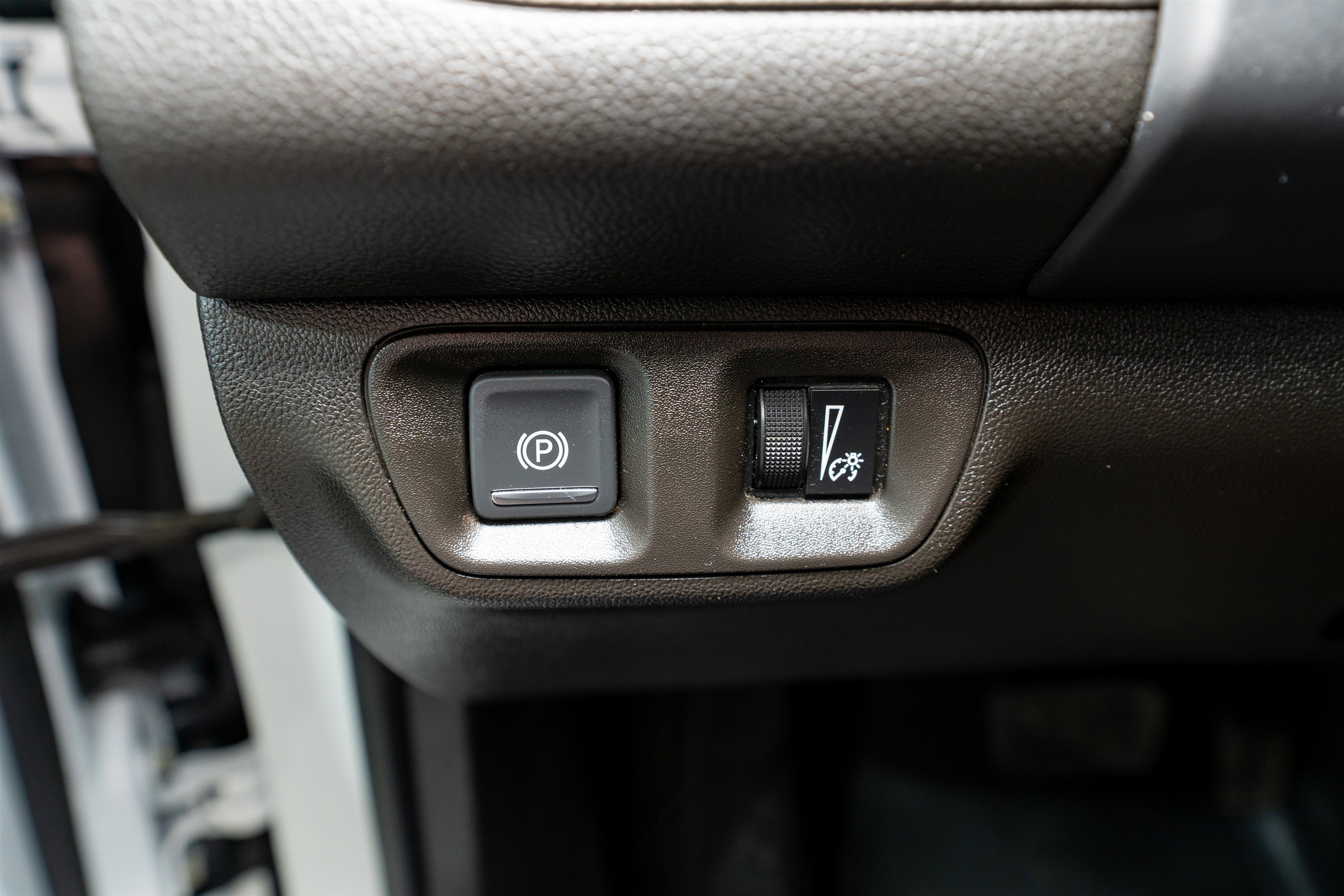 Used 2021 GMC Acadia SLE w/ Elevation Edition image 29