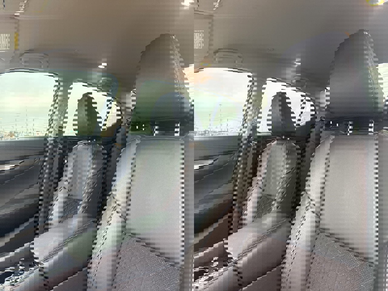 Used 2018 Nissan Maxima SR w/ Midnight Edition image 27