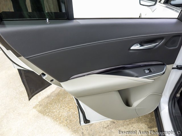 Certified 2023 Cadillac XT4 Luxury w/ Cold Weather Package image 19