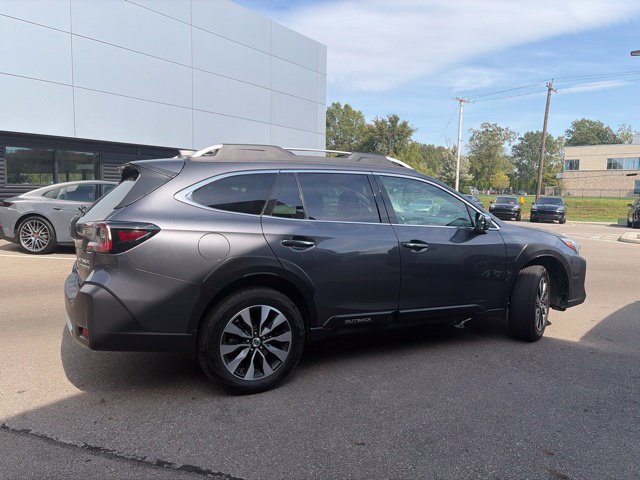 Used 2023 Subaru Outback Touring XT w/ Popular Package #2 AWD/4WD image 3
