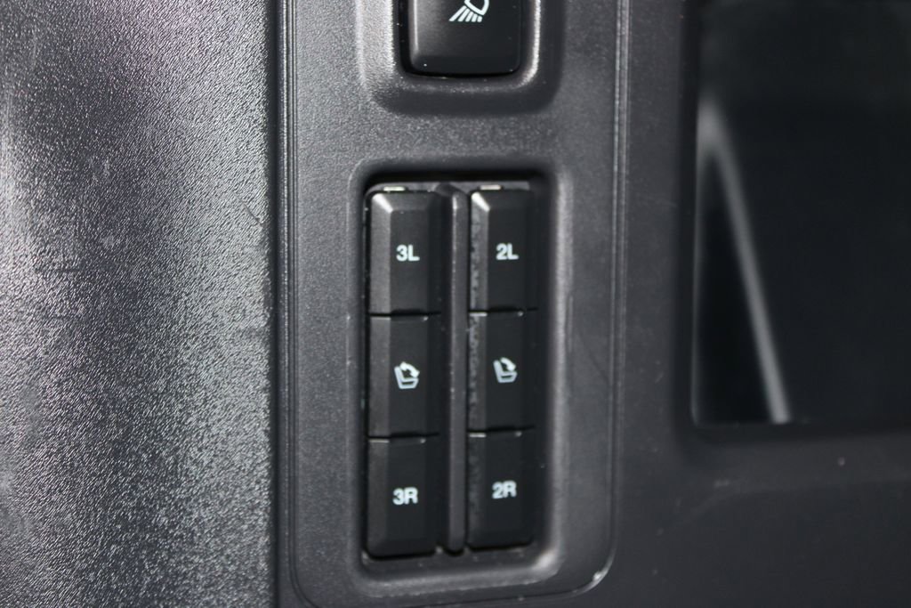 Used 2025 Ford Expedition Platinum image 34