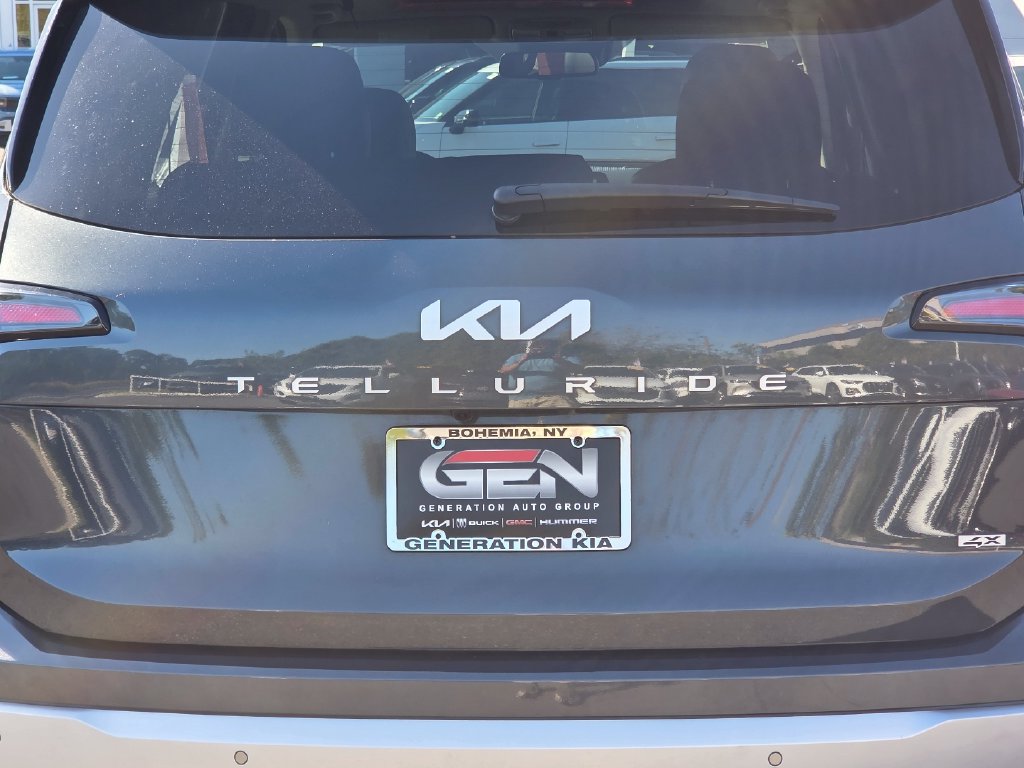 Used 2024 Kia Telluride EX w/ EX Captain's Chair Package AWD/4WD image 36
