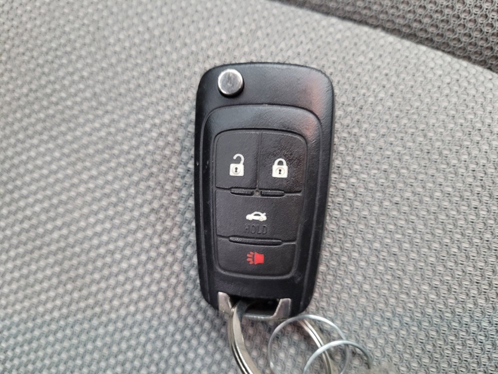 Used 2015 Chevrolet Cruze LS FWD image 32