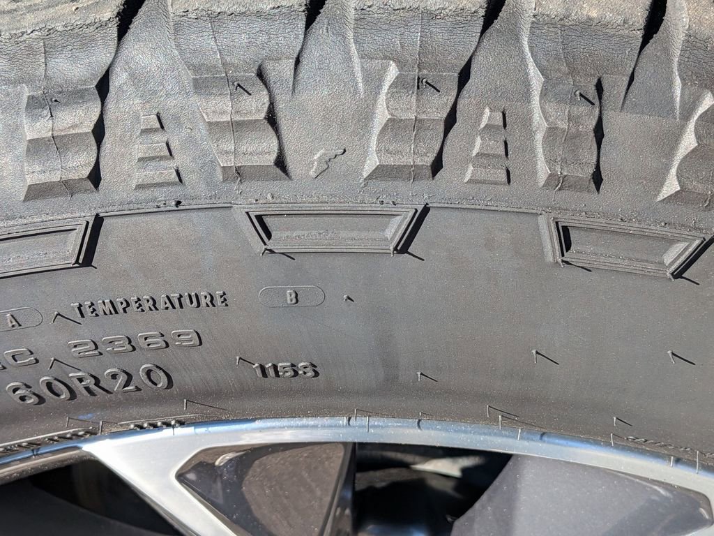 Used 2022 Chevrolet Silverado 1500 LT image 10