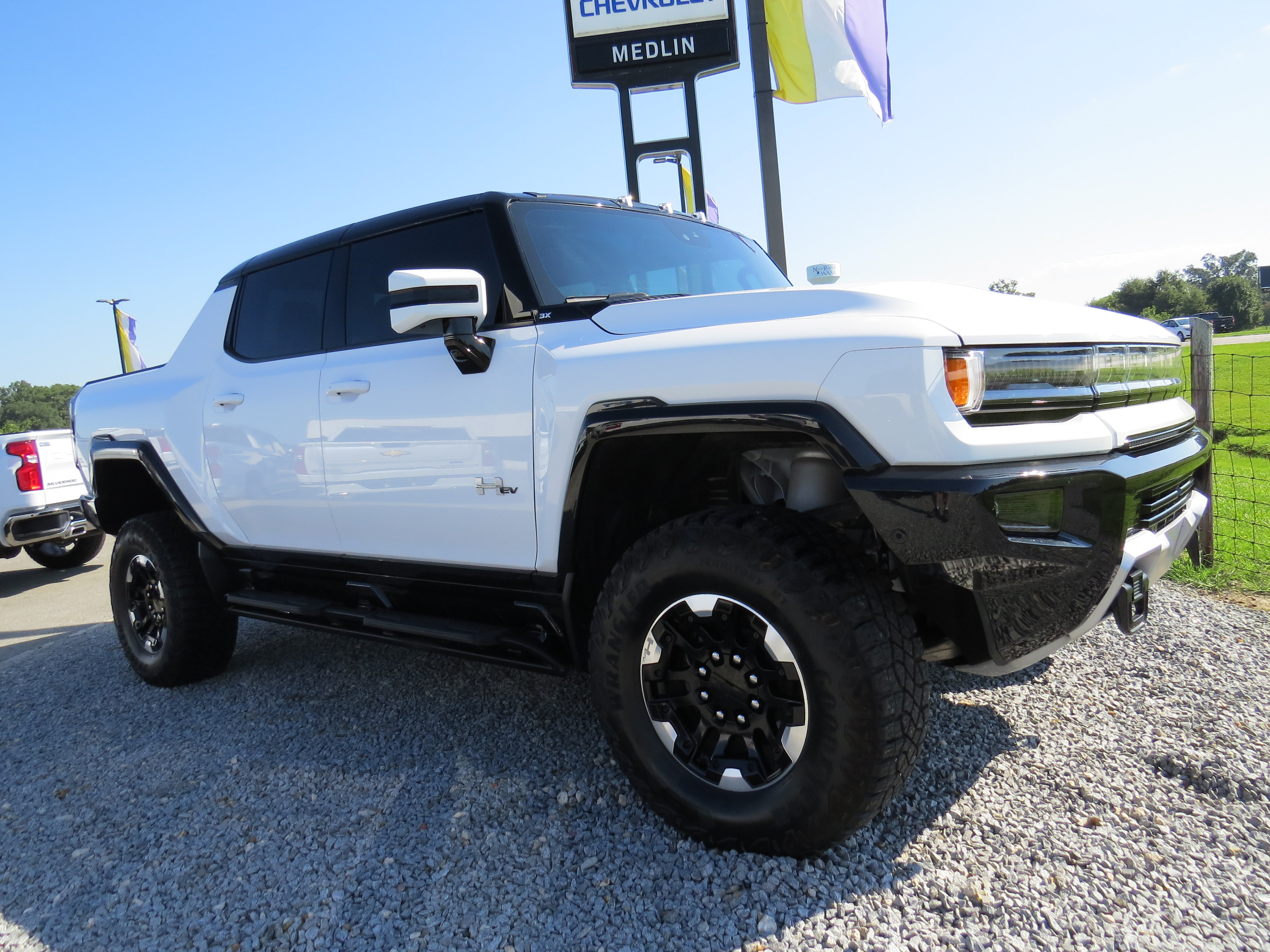 Used 2023 GMC Hummer EV Edition 1 AWD/4WD image 11