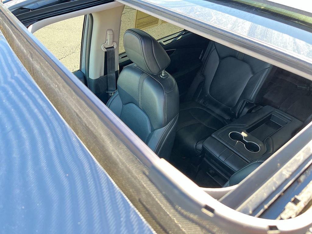 Used 2024 Honda Pilot Touring image 23