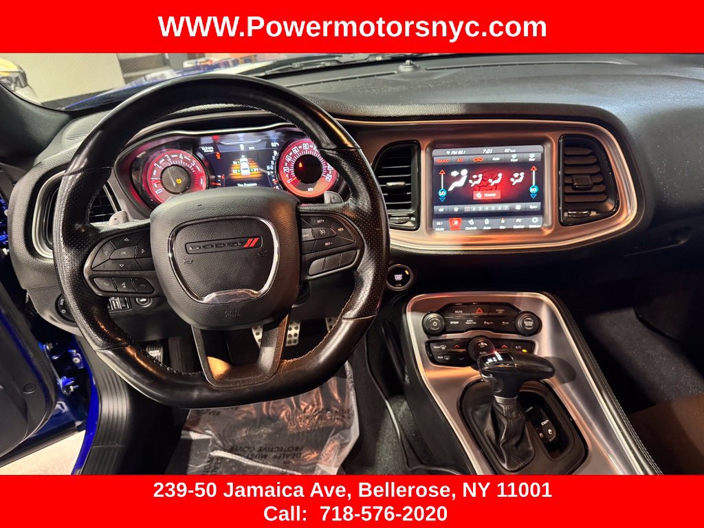 Used 2022 Dodge Challenger R/T w/ Shaker Package RWD image 27