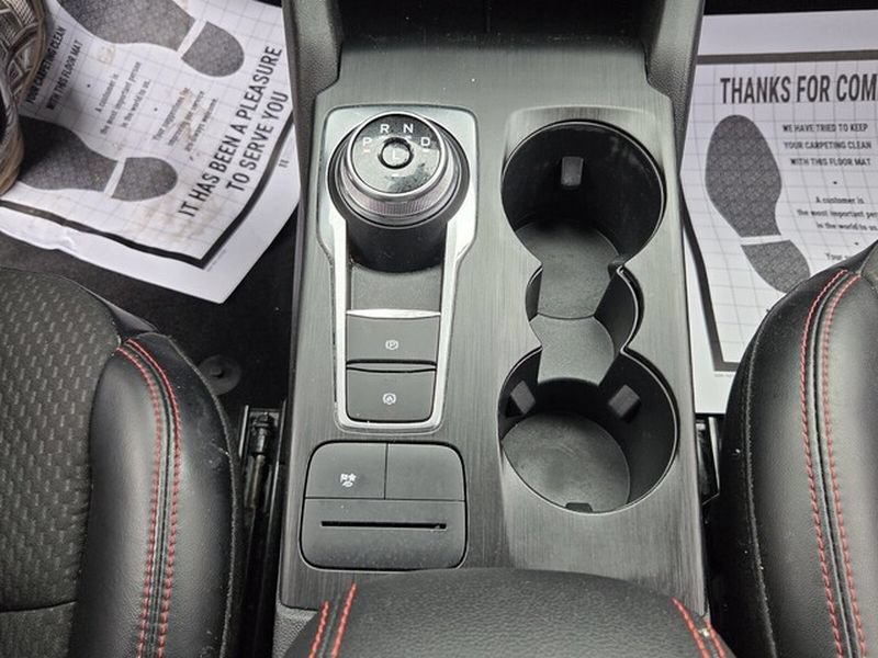 Used 2024 Ford Escape ST-Line w/ Equipment Group 301A FWD image 19