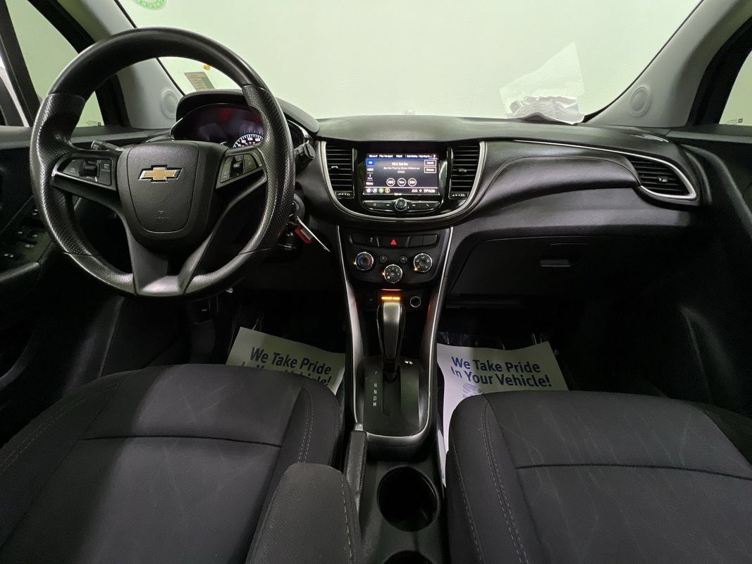 Used 2020 Chevrolet Trax LT AWD/4WD image 18