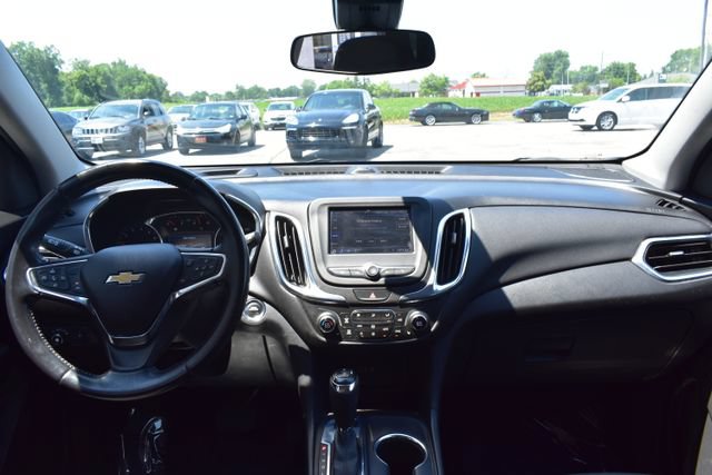 Used 2020 Chevrolet Equinox LT AWD/4WD image 36