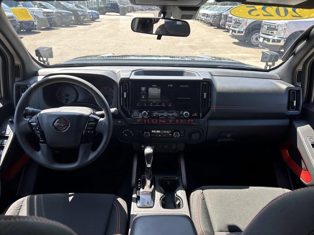 Used 2025 Nissan Frontier PRO-4X AWD/4WD image 18