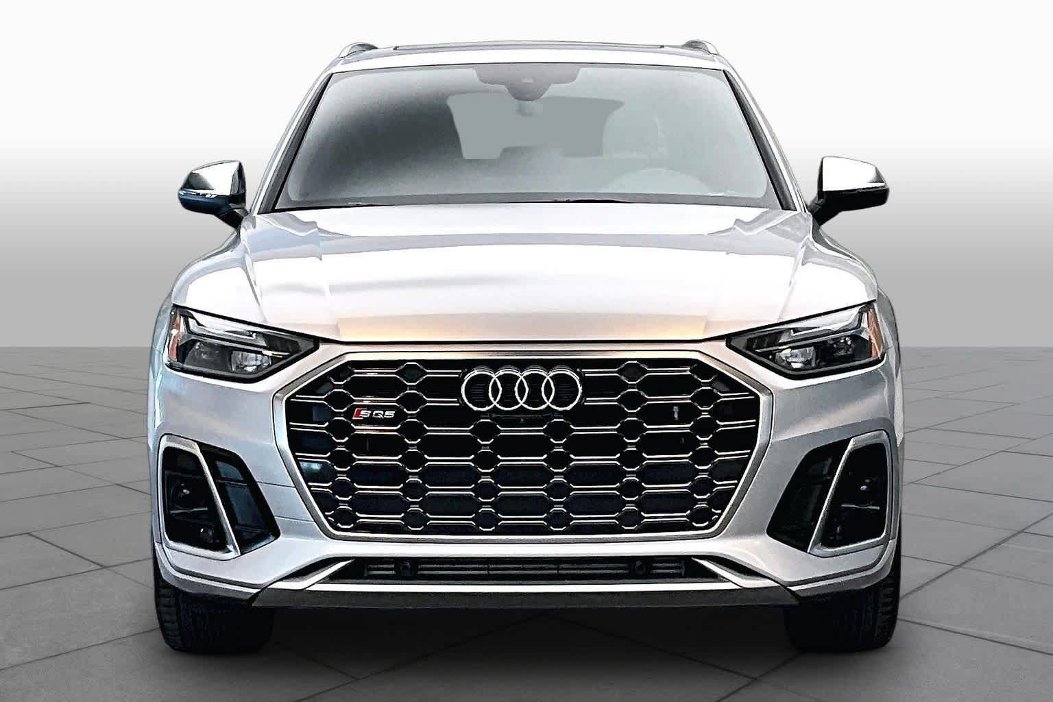 Used 2023 Audi SQ5 Premium Plus w/ Premium Plus Package AWD/4WD image 3