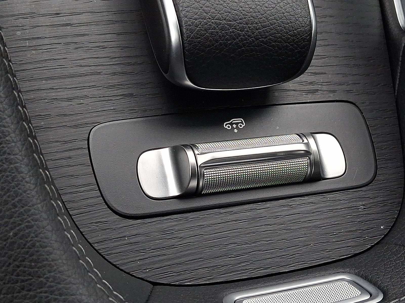 Used 2025 Mercedes-Benz GLS 450 4MATIC image 26