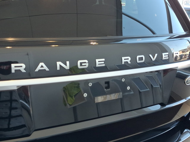 Used 2020 Land Rover Range Rover HSE image 35