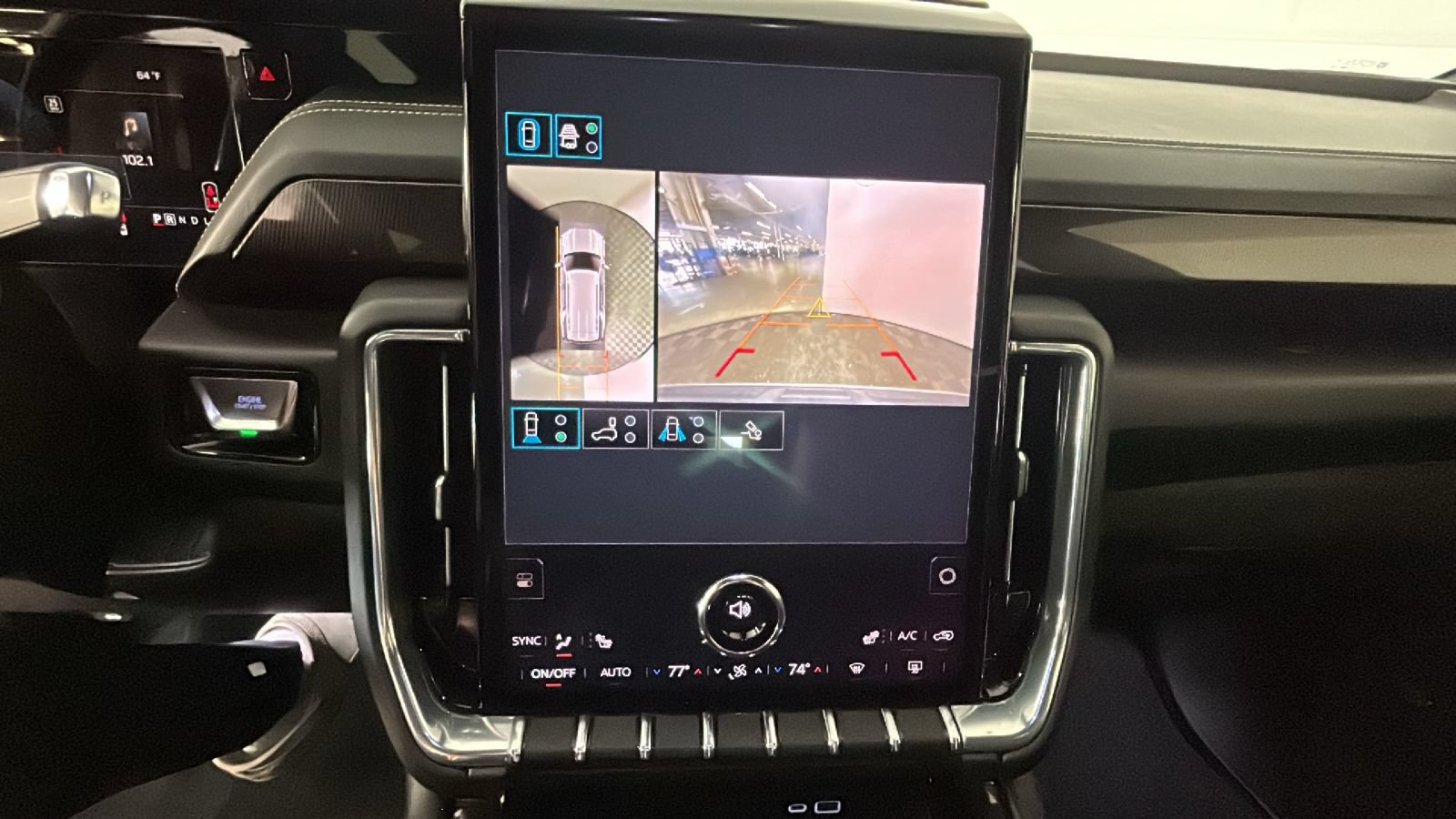 Used 2025 GMC Yukon Elevation w/ LPO, Floor Liner Package AWD/4WD image 27