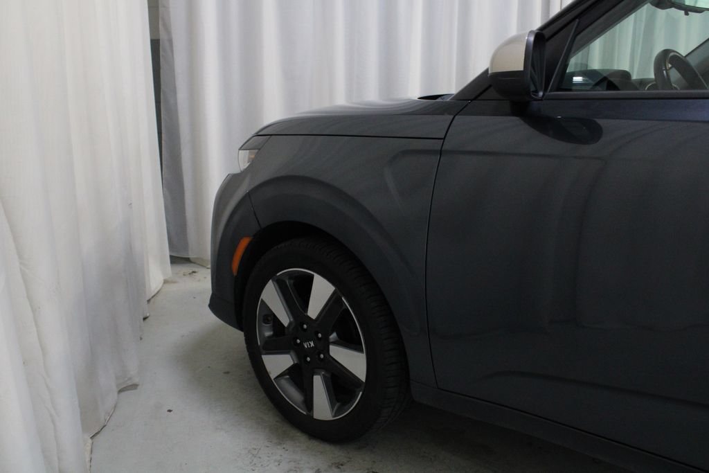 Used 2020 Kia Soul EX FWD image 29