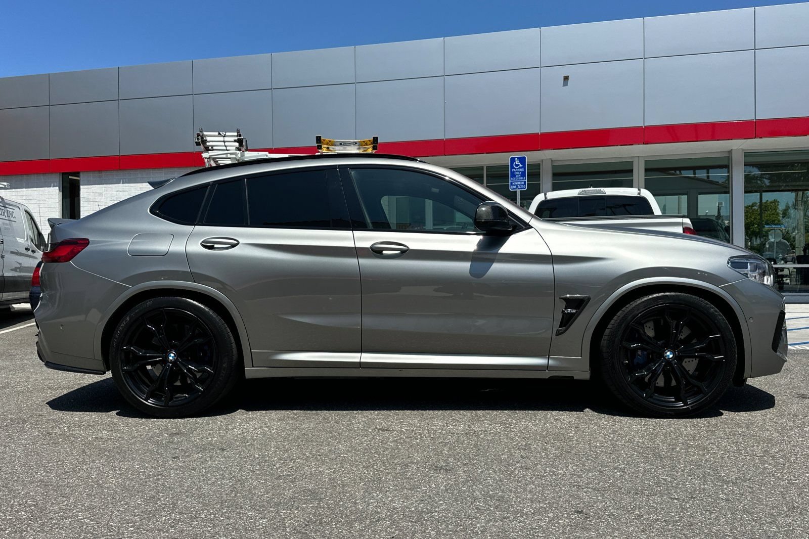 Used 2021 BMW X4 M AWD/4WD image 3