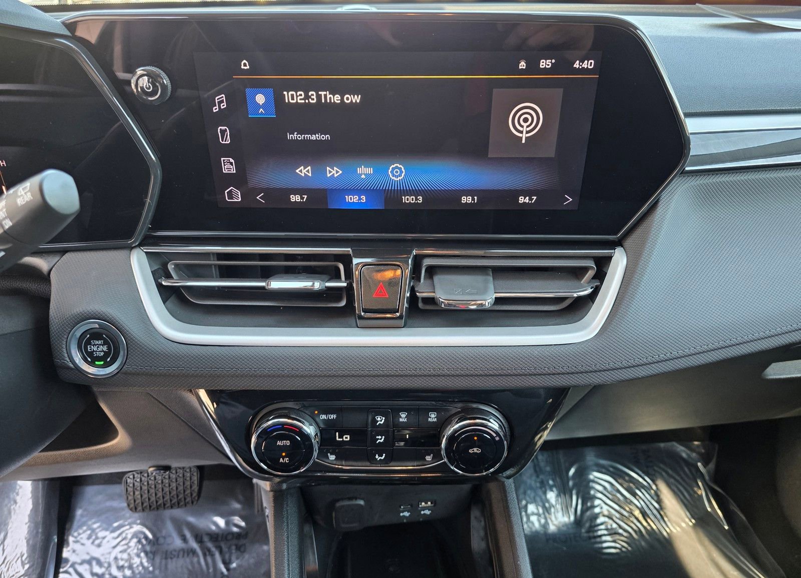 Used 2024 Chevrolet TrailBlazer LT w/ Convenience Package image 26