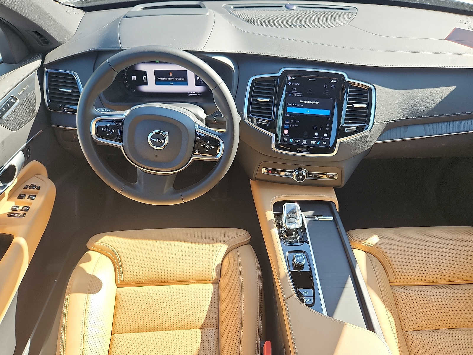 Certified 2024 Volvo XC90 T8 Ultimate w/ Protection Package Premier AWD/4WD image 11