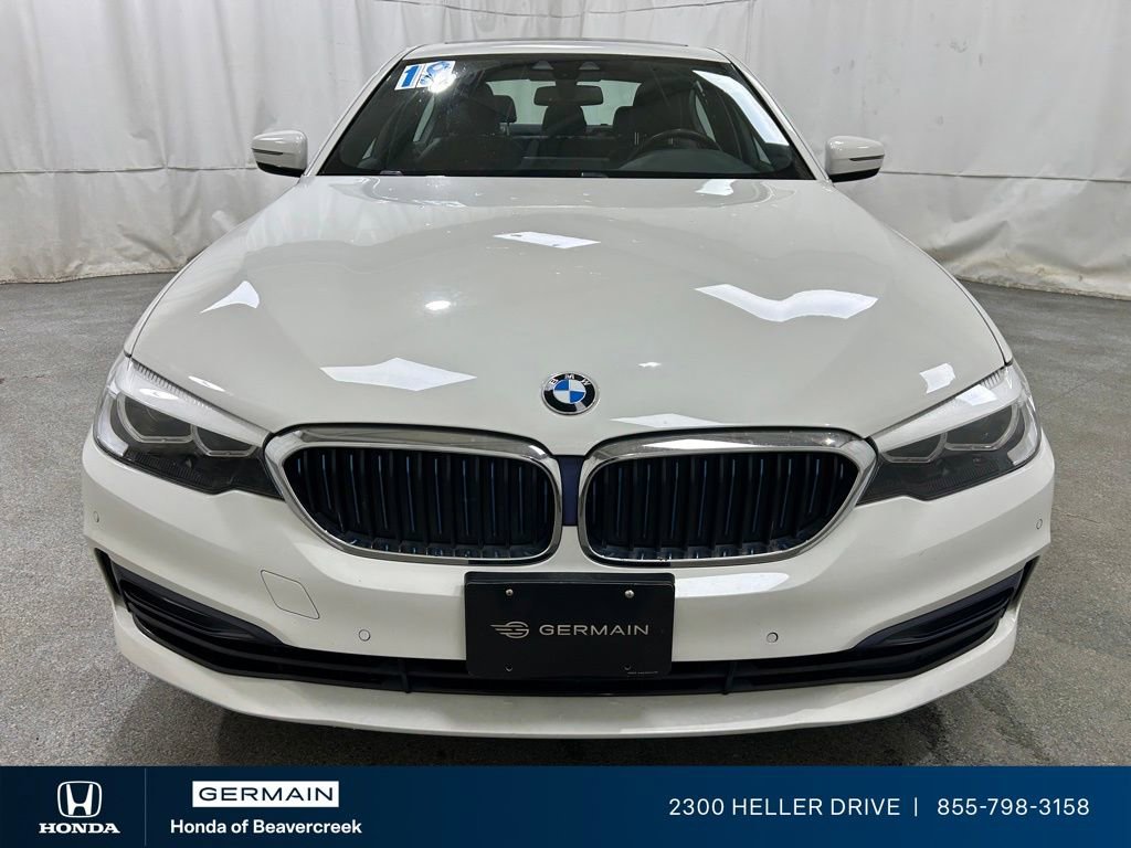 Used 2018 BMW 530e xDrive w/ Premium Package 2 image 3
