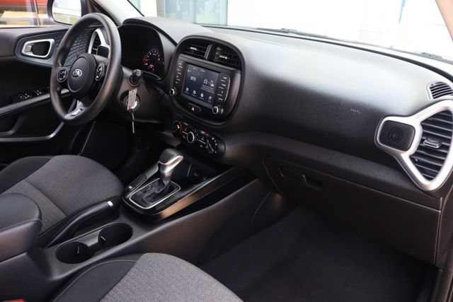 Used 2021 Kia Soul S FWD image 36