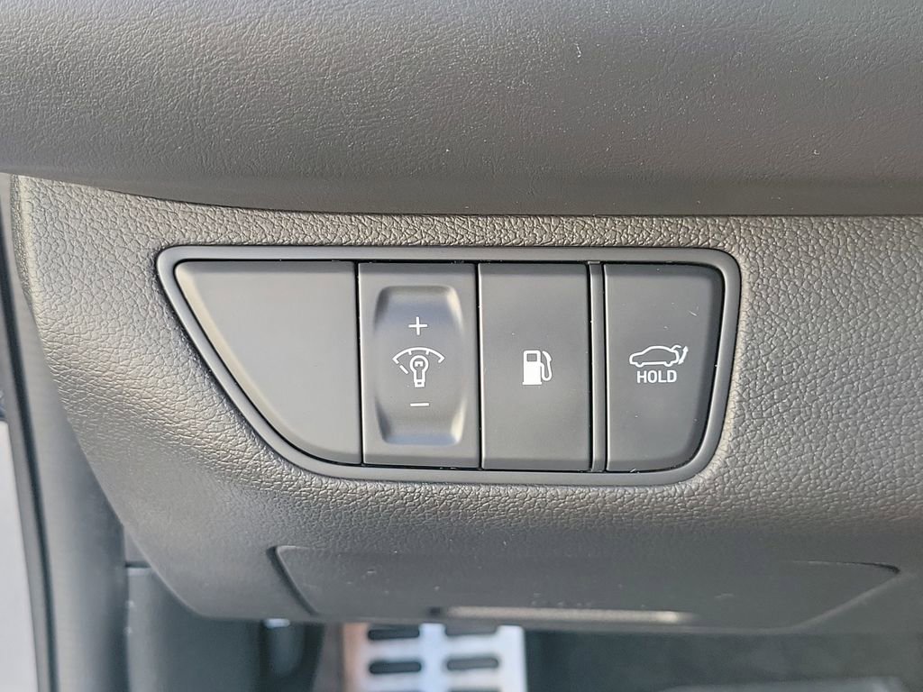 Used 2024 Genesis G70 3.3T Advanced w/ Sport Prestige Package image 24