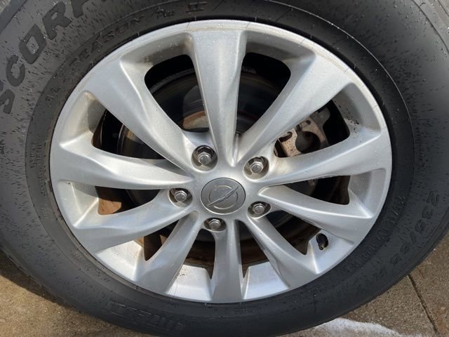 Certified 2019 Chrysler Pacifica Touring-L image 9