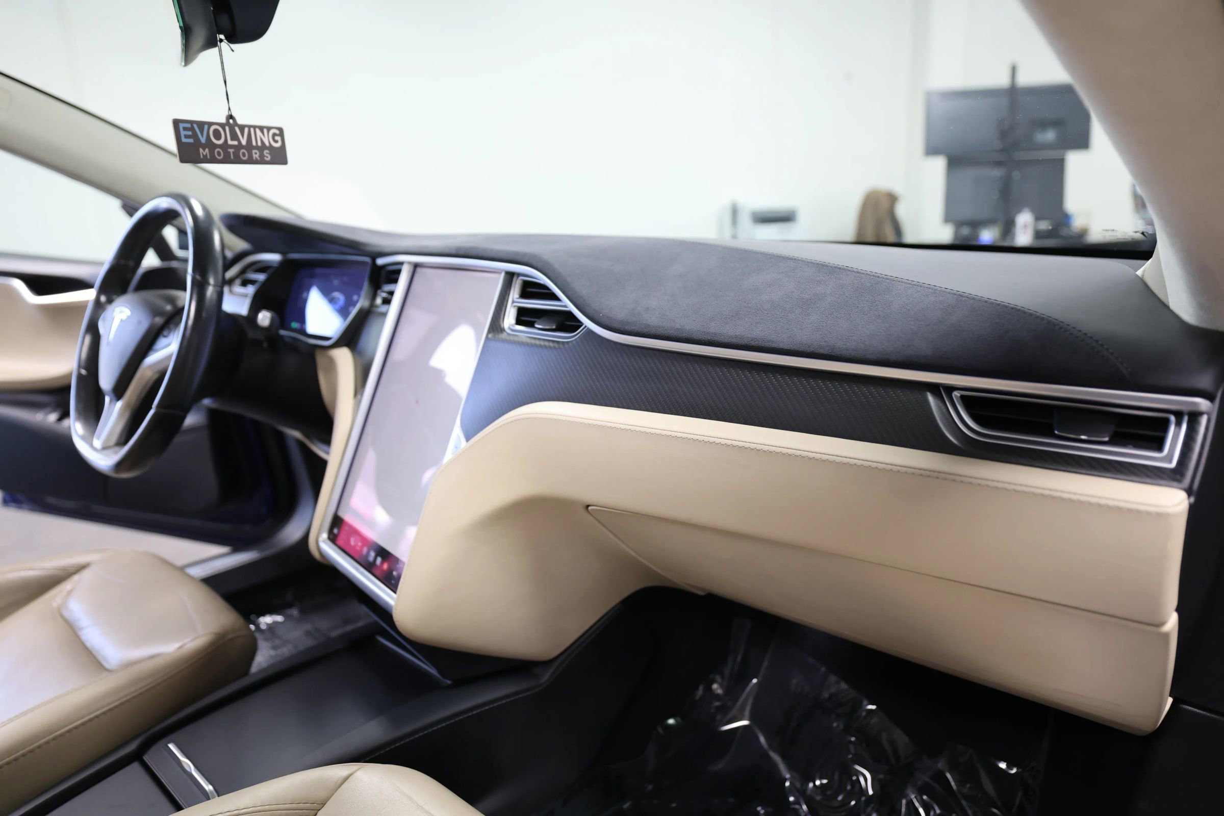 Used 2016 Tesla Model S 90D AWD/4WD image 41
