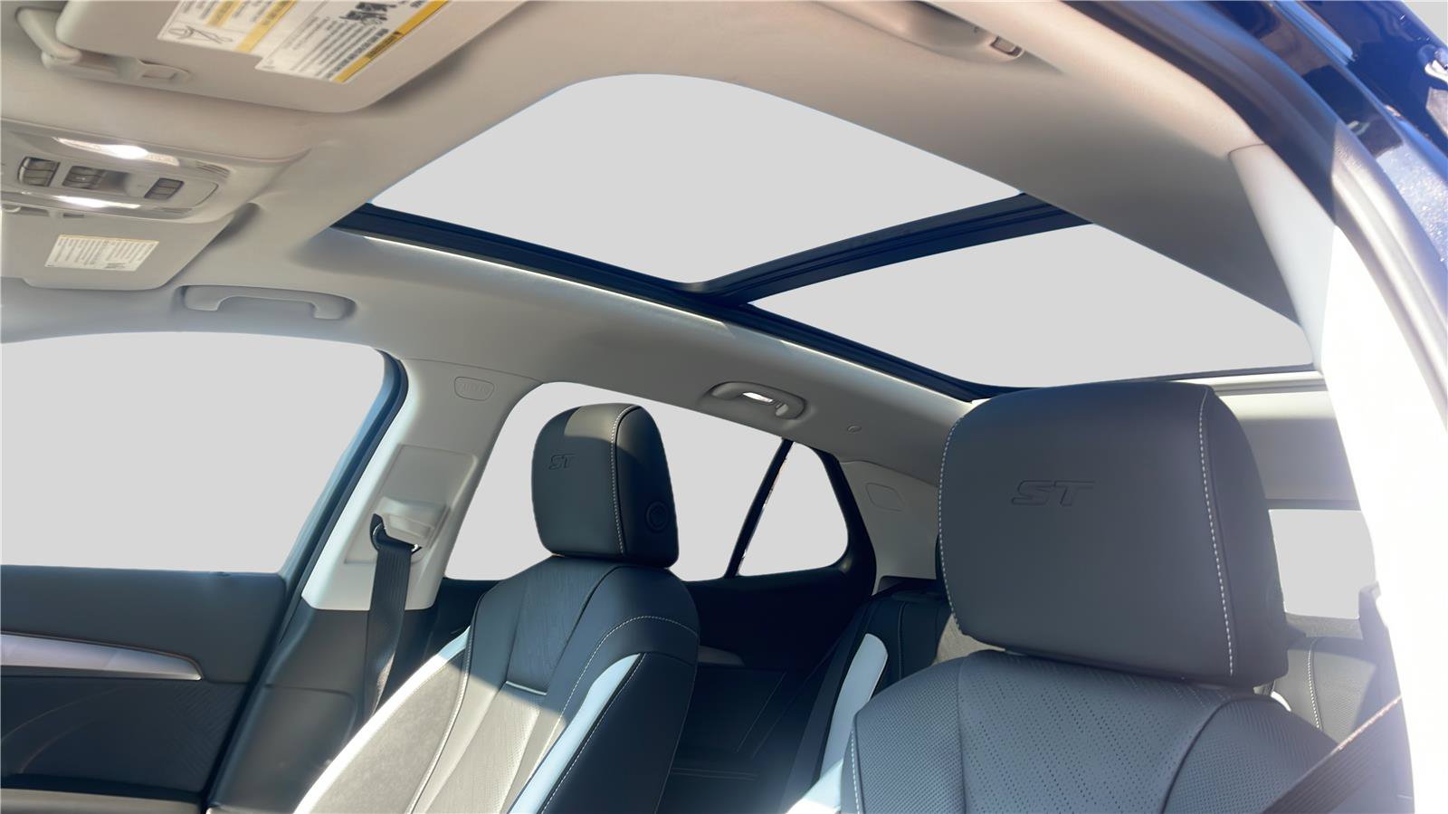 New 2026 Buick Envision Sport Touring AWD/4WD image 18