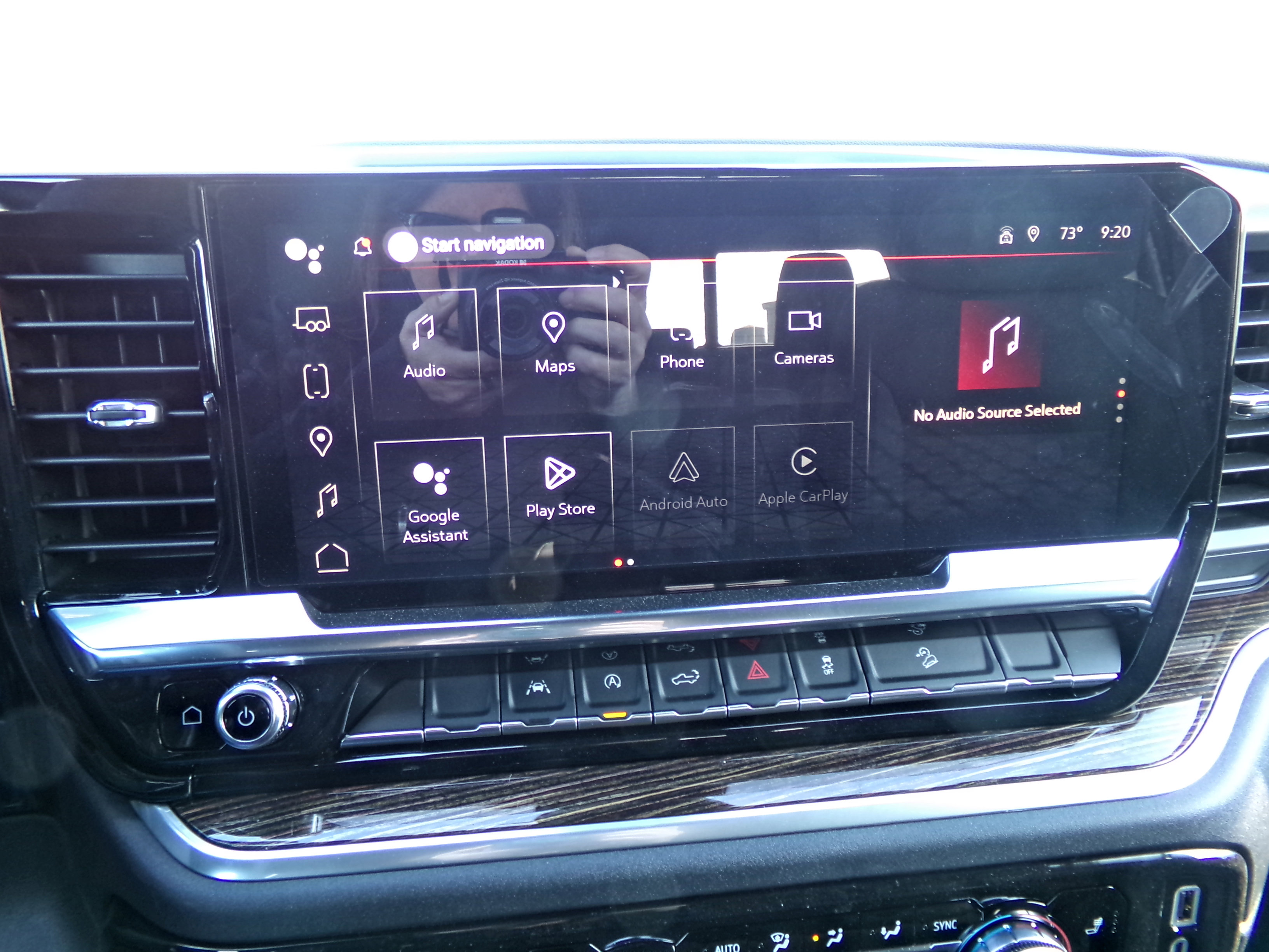 New 2026 GMC Sierra 1500 SLE image 9