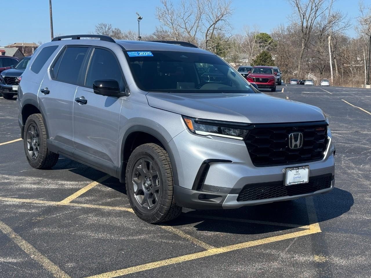 Certified 2025 Honda Pilot TrailSport image 2