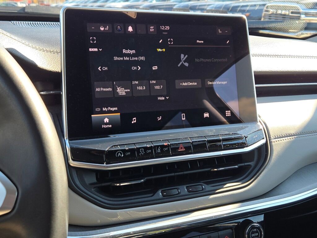 Used 2022 Jeep Compass Limited image 26