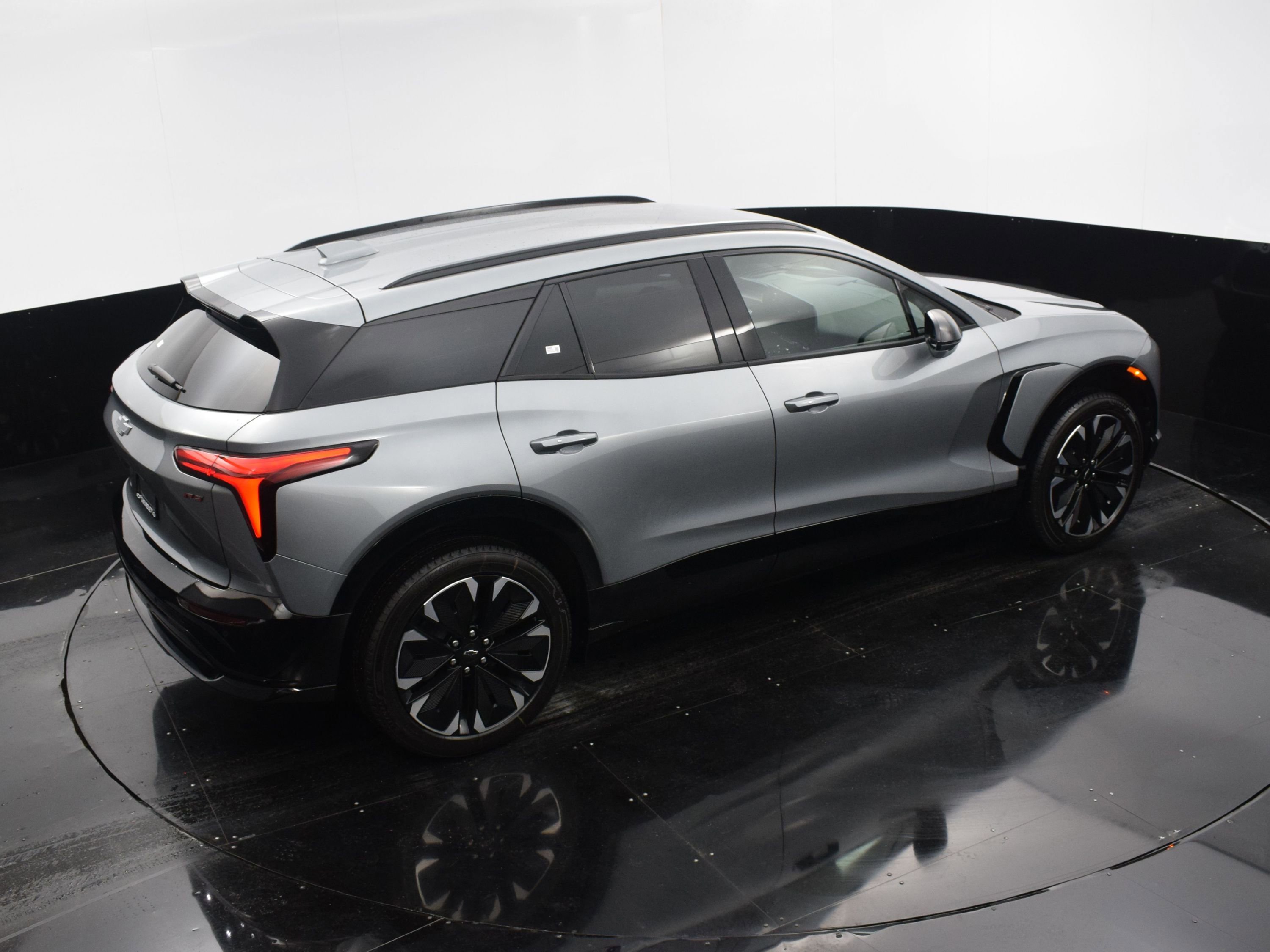 New 2025 Chevrolet Blazer EV RS RWD image 23