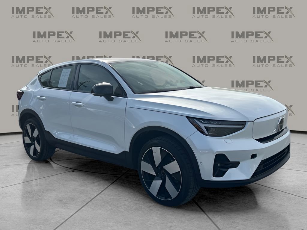 Used 2023 Volvo C40 P8 Recharge Ultimate image 7