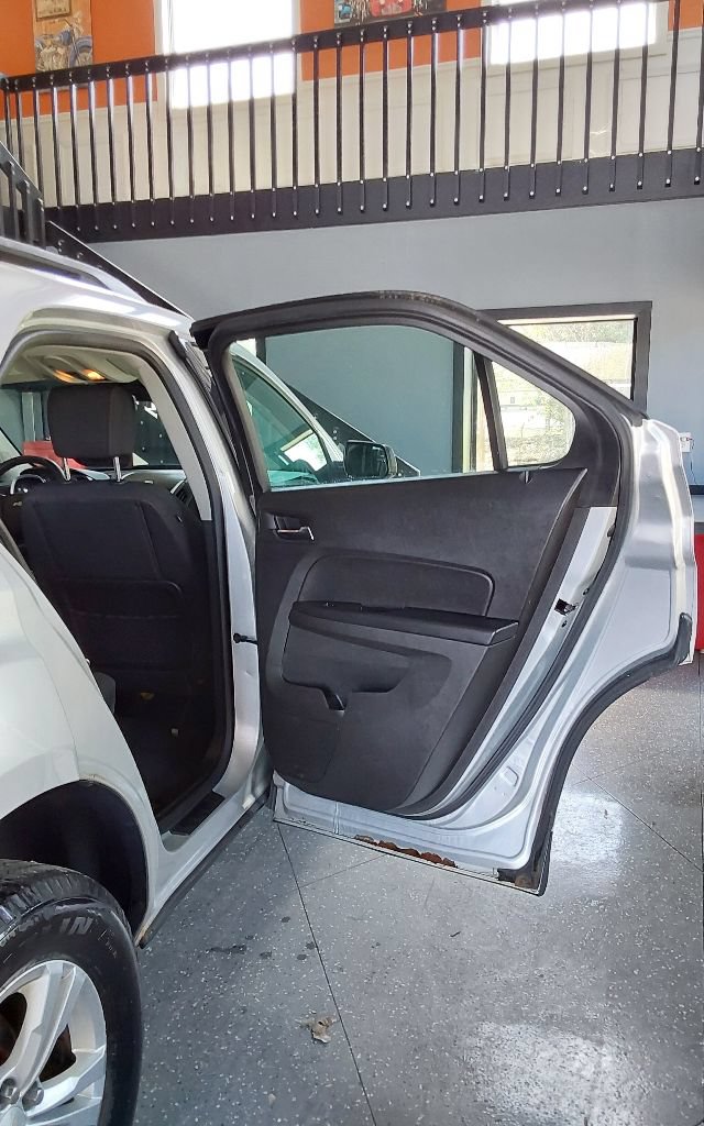 Used 2013 Chevrolet Equinox LS w/ LPO, Protection Package FWD image 16
