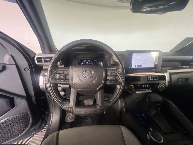 Used 2025 Toyota Tacoma SR5 AWD/4WD image 14