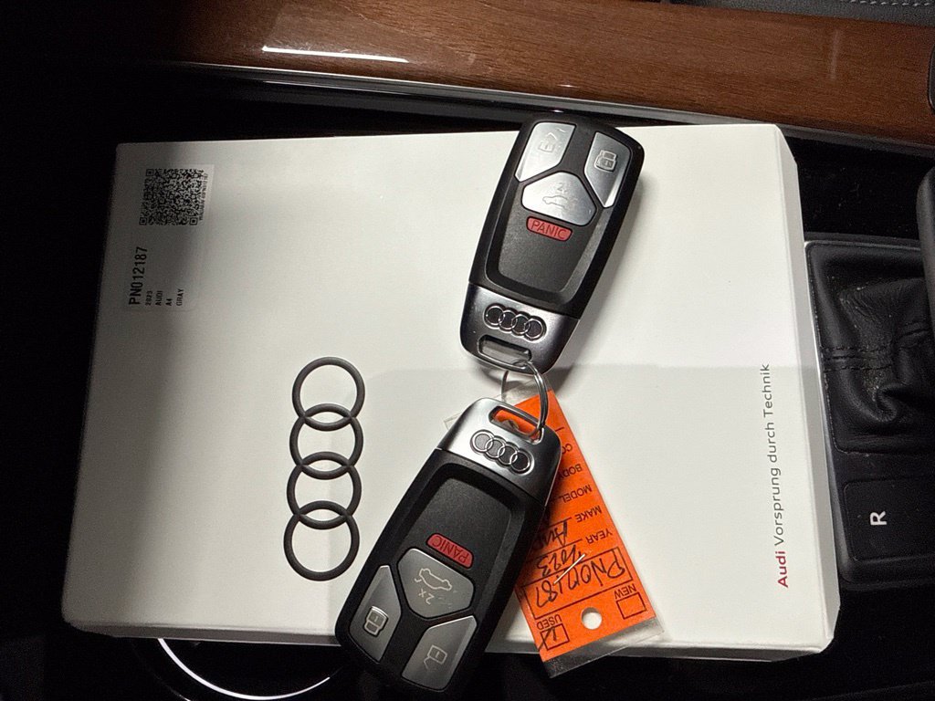 Used 2023 Audi A4 2.0T Premium w/ Convenience Package AWD/4WD image 15